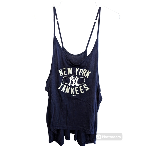 Under Armour New York Yankees cropped  camisole- Navy blue - size 2X - Picture 2 of 10